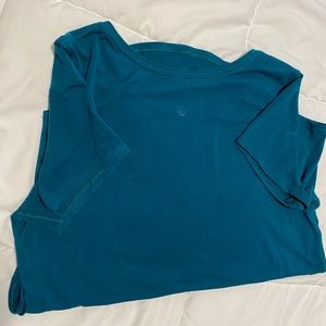 lululemon short sleeve shirt
